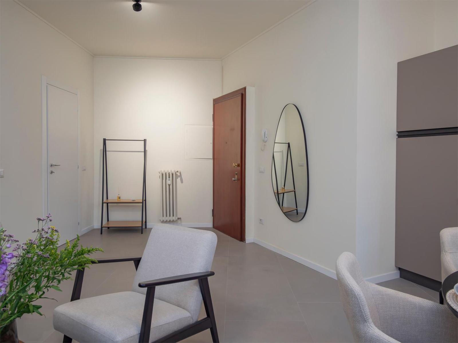 Spacious 2bdr With Balcony Arco-sempione Area, By Rentopolis Appartement *